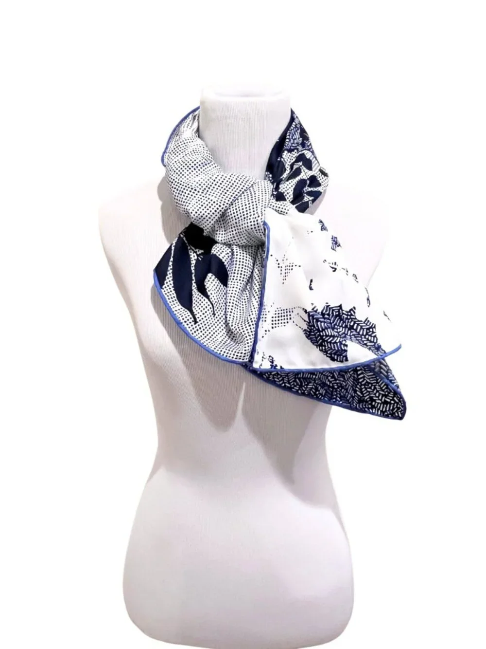 Large Striking Silky Blue & Ivory Floral Botantical Leaf Scarf - 35